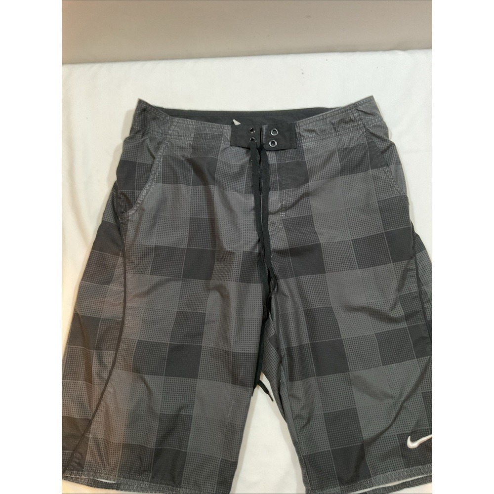 Nike The Athletic Department PLAID Bathing Trunks Repels Water Mens Size 34. G22